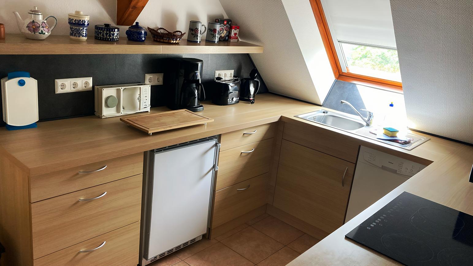 Küche der kleinen Ferienwohnung (Dachgeschoss)